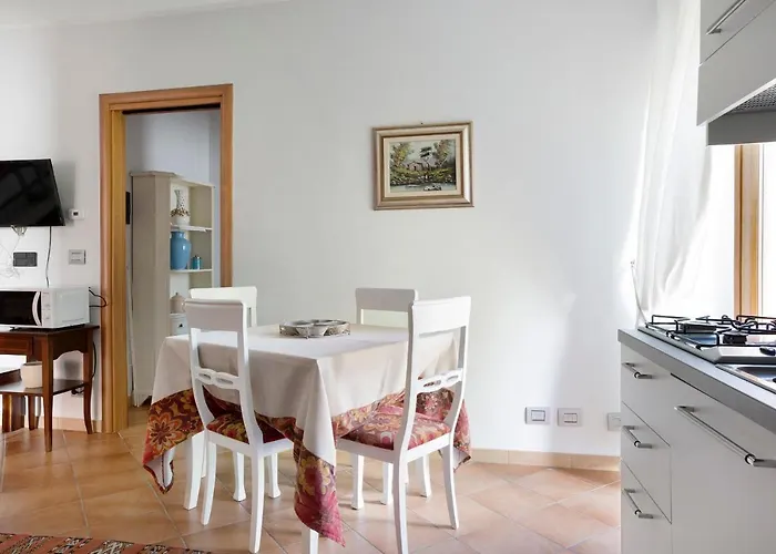 La Corte Di Langa Rubino Albaretto della Torre